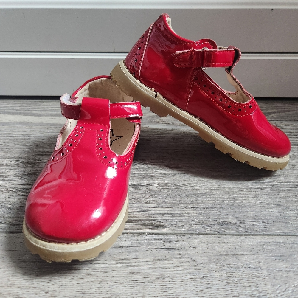 Chic Red Kids Dress Shoes - Picture 5 of 11